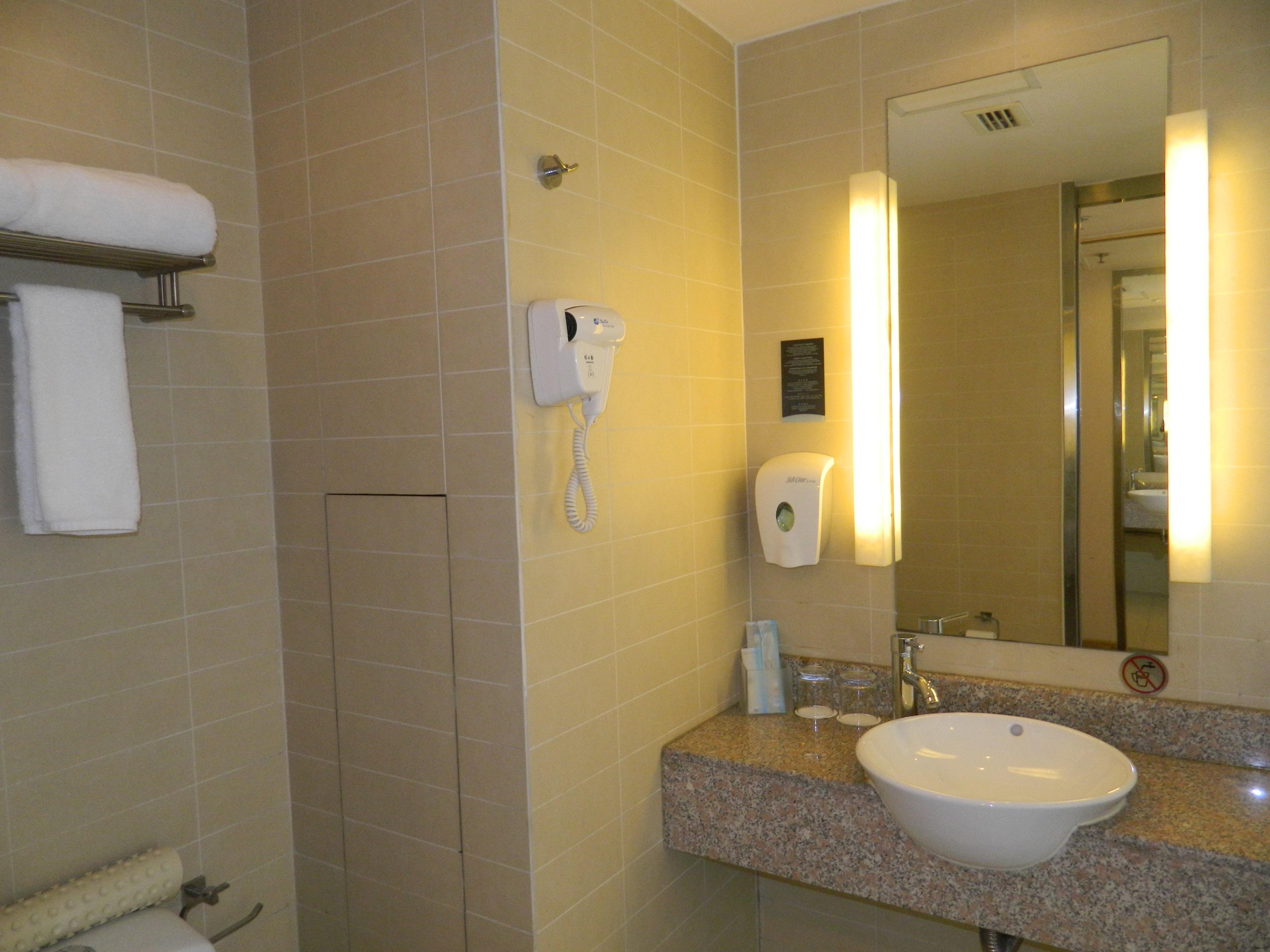 Holiday Inn Express Tianjin Airport By Ihg Exterior foto